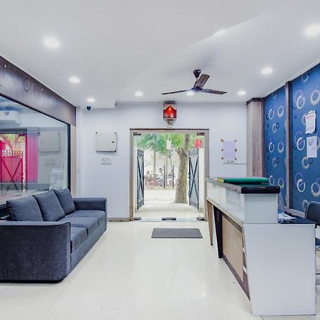 Super Hotel O Adri Hotels 2 Near Dum Dum Metro Station Екстериор снимка