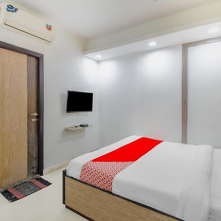 Super Hotel O Adri Hotels 2 Near Dum Dum Metro Station Екстериор снимка