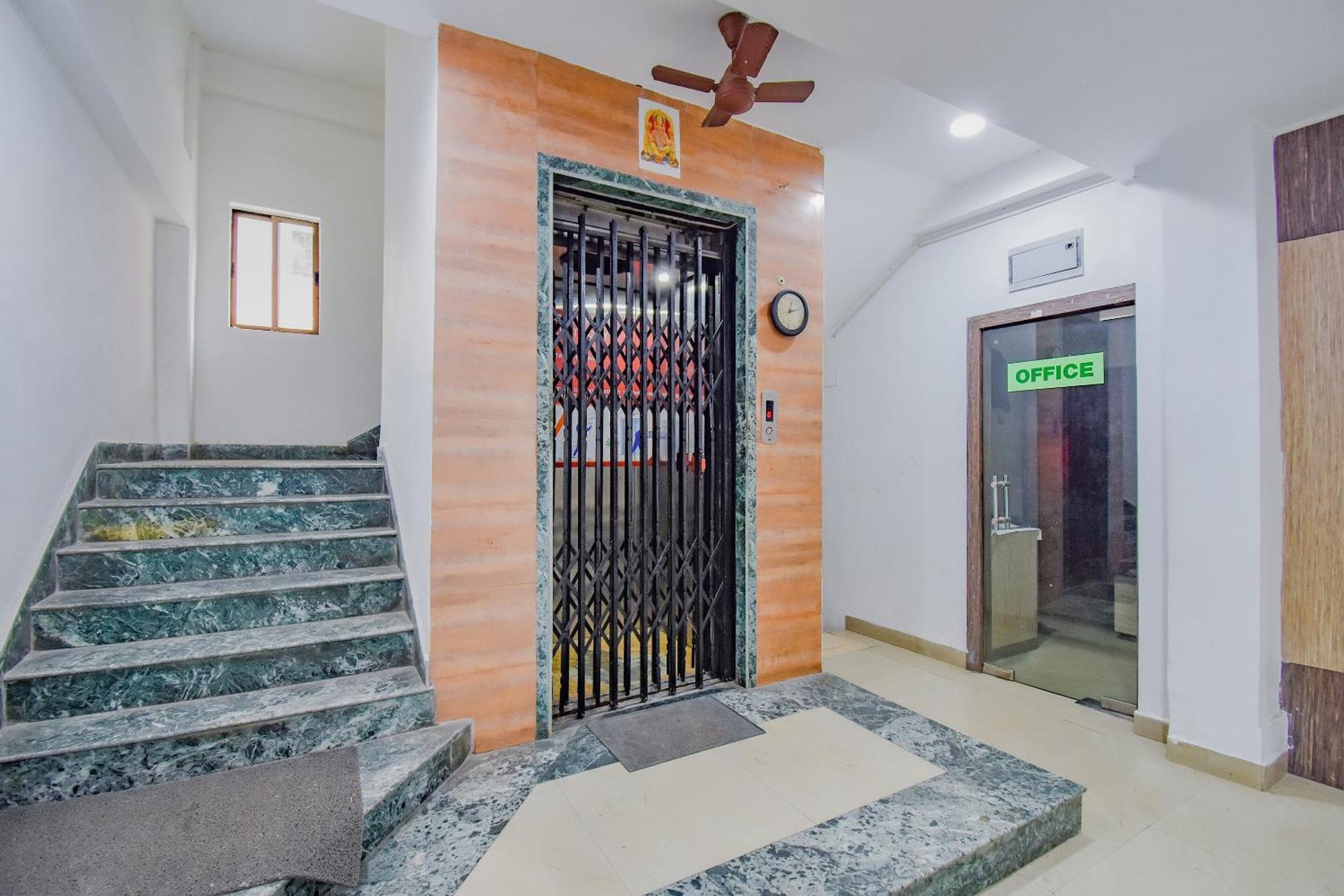 Super Hotel O Adri Hotels 2 Near Dum Dum Metro Station Екстериор снимка