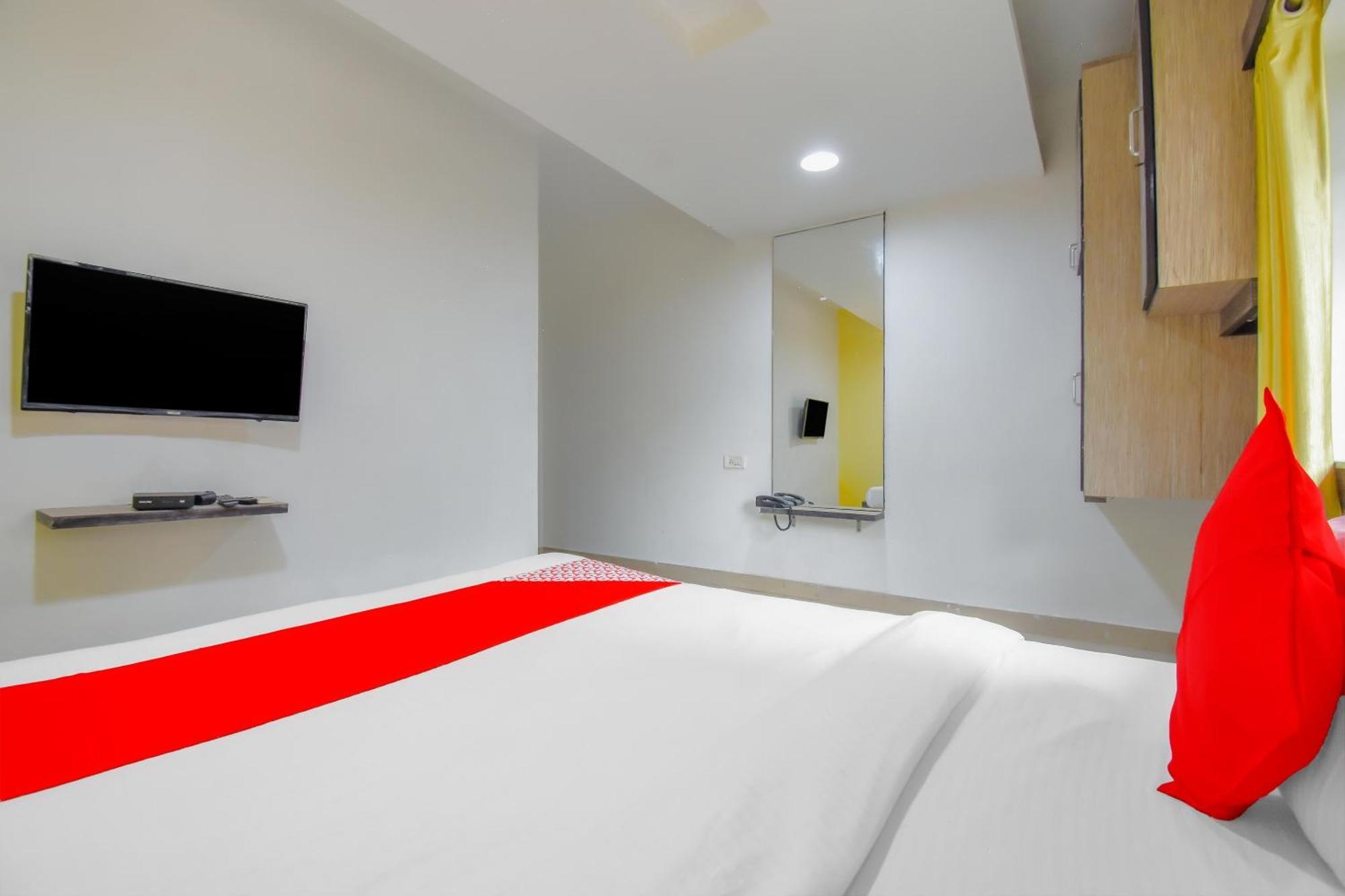 Super Hotel O Adri Hotels 2 Near Dum Dum Metro Station Екстериор снимка