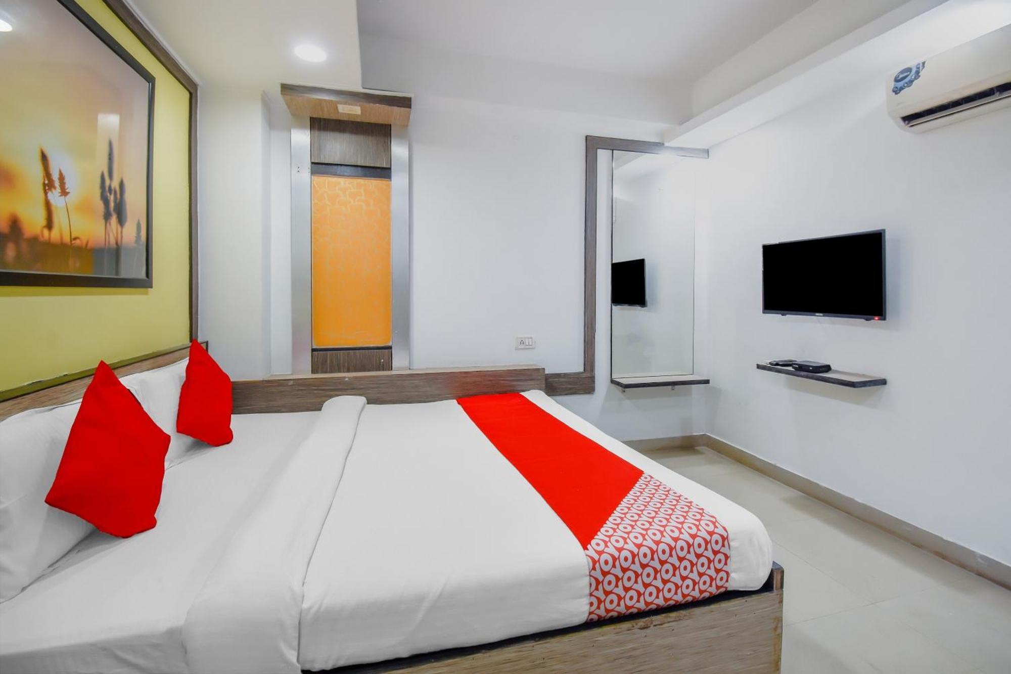 Super Hotel O Adri Hotels 2 Near Dum Dum Metro Station Екстериор снимка